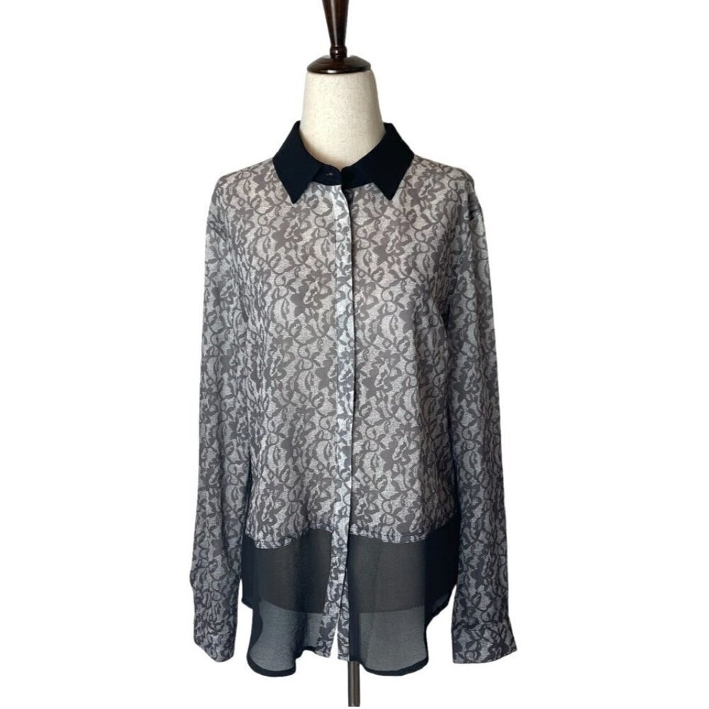 Sanctuary Black And White Lace Print Sheer Back Button‎ Up Chiffon Blouse XS